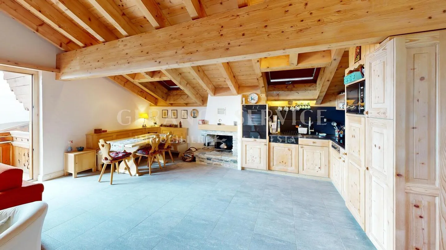 Charming Apartment in Village Center - Photo 11 of 11