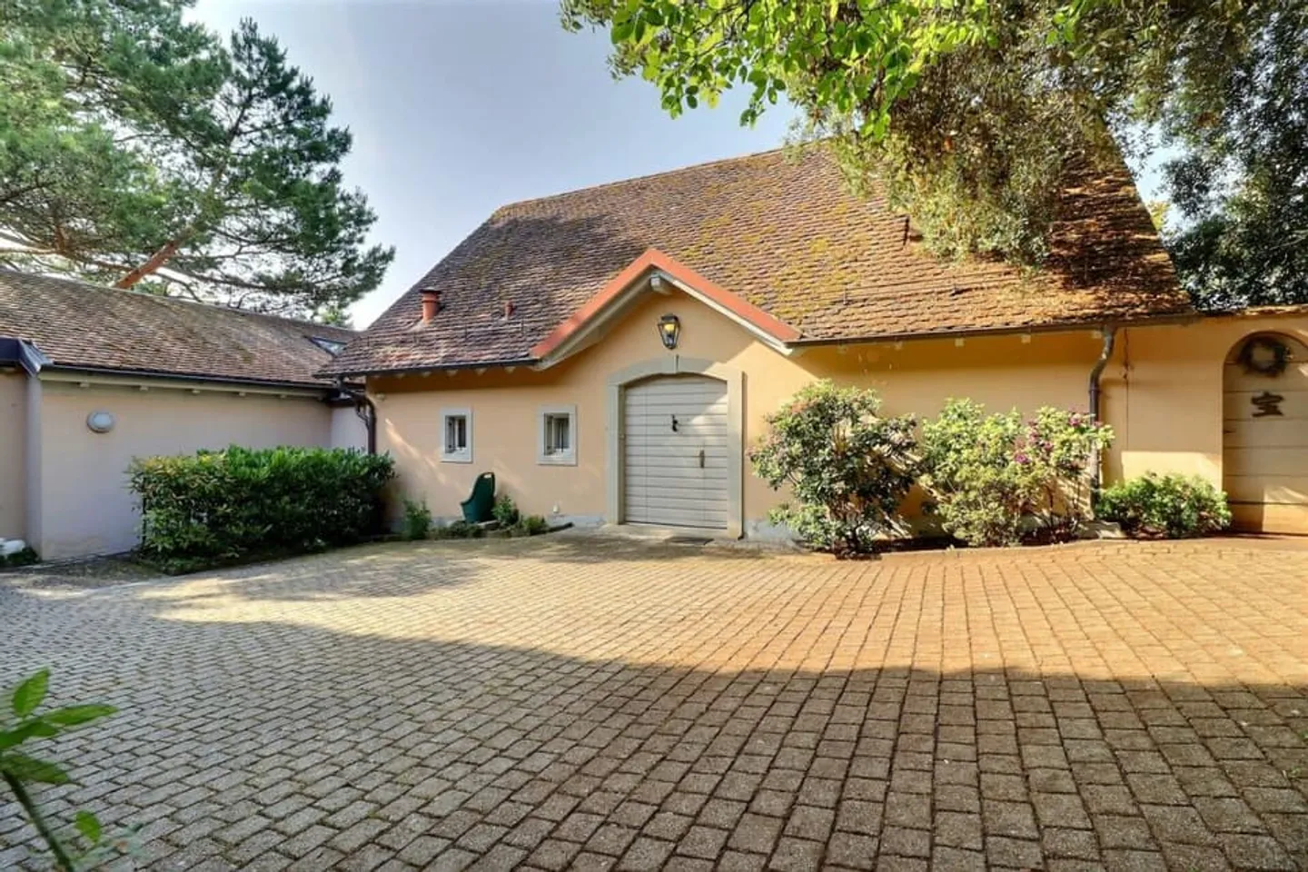 Geräumige Residenz mit Blick auf das Schloss - Foto 3 von 13