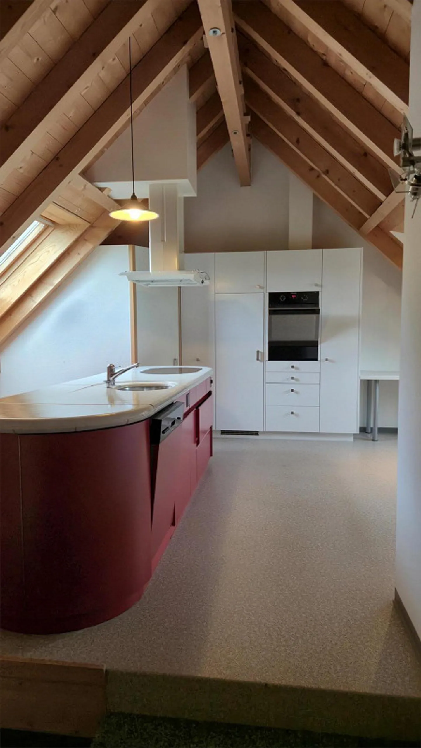 Appartamento mansardato di 4,5 stanze - Foto 1 di 9