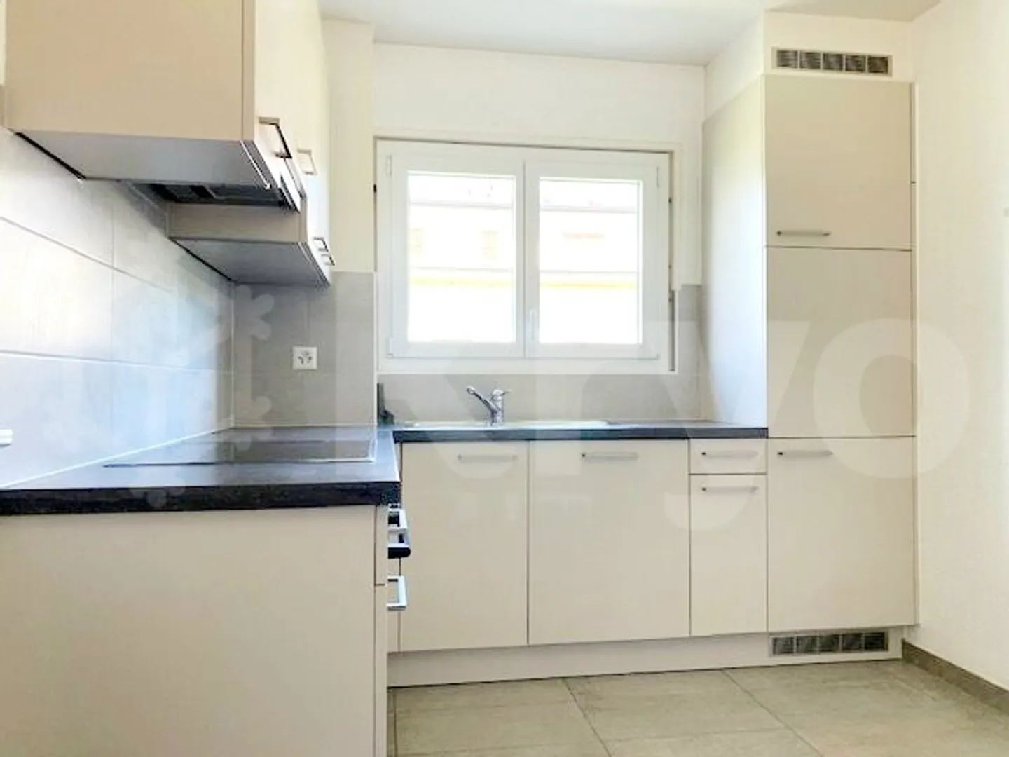 LILAS 3, appartamento di 3 locali vicino alla città - Foto 2 di 7
