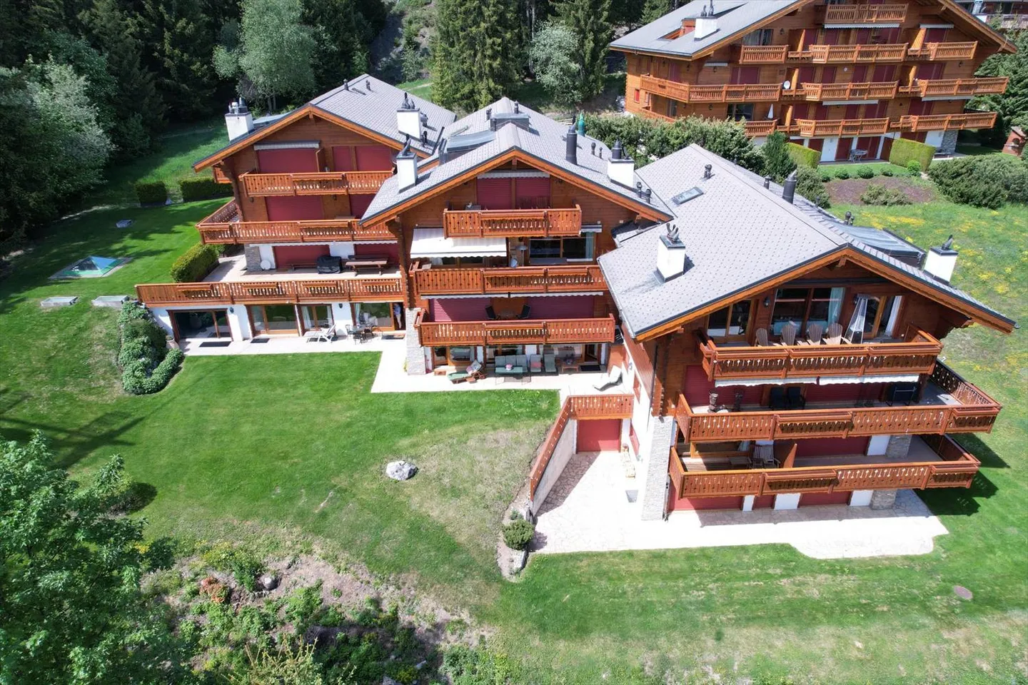 Appartamento eccezionale con piscina privata interna e appartamento di 3 stanze - Foto 1 di 6