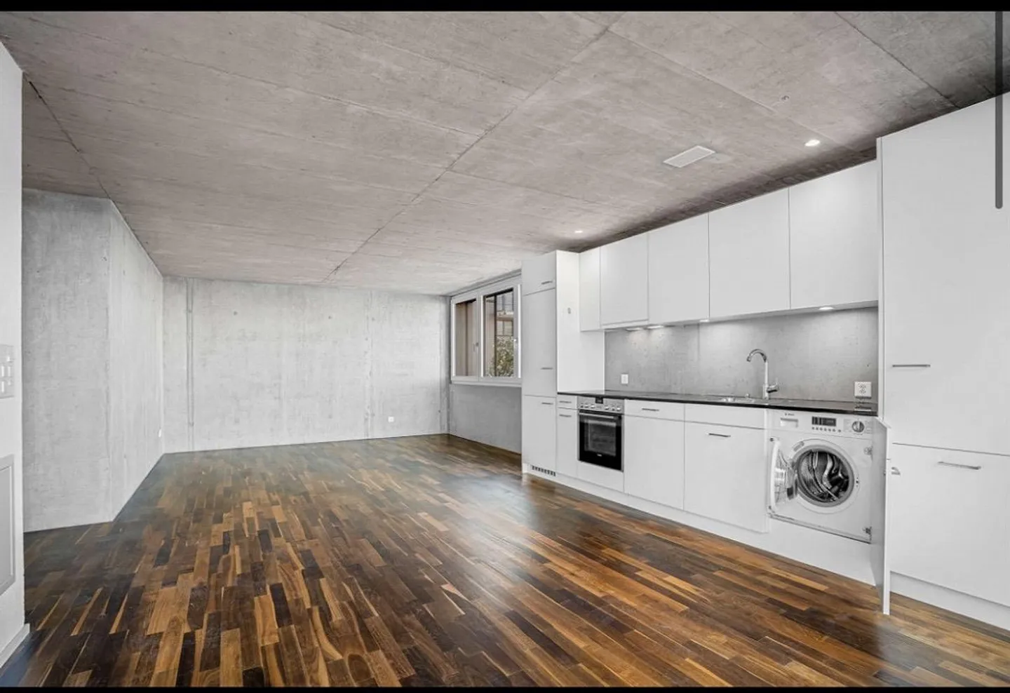 Charming 2.5-Room Apartment in Wolfhalden - Photo 1 of 6