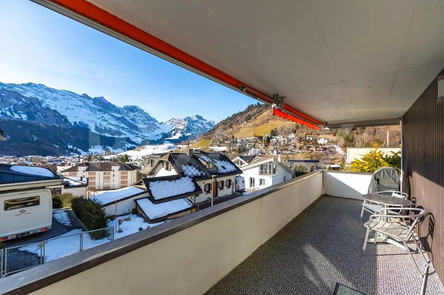 4.5 Room Terrace House with Balcony and Single Garage - Photo 5 of 13