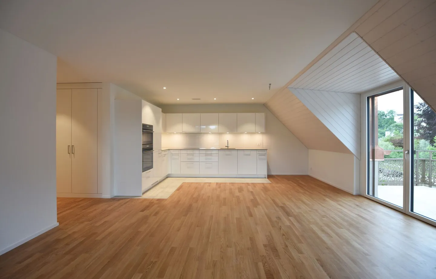 5.5-room apartment in the attic - Photo 1 of 3