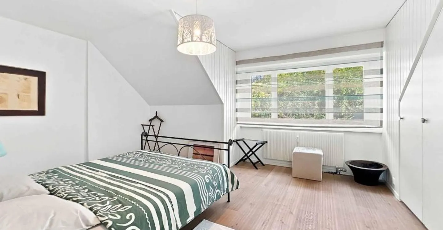 Superb 4.5 Room Apartment of 129.5 m2 Interior + Balconies - Photo 9 of 12