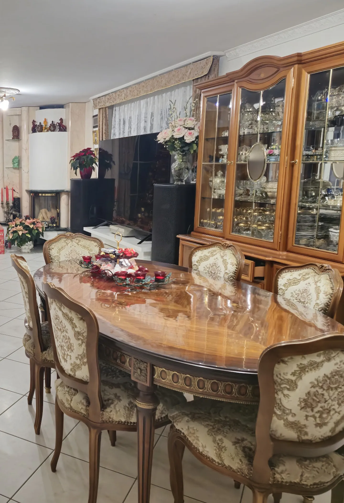 Incantevole casa unifamiliare con ampia terrazza e giardino a Geuensee - Foto 2 di 13