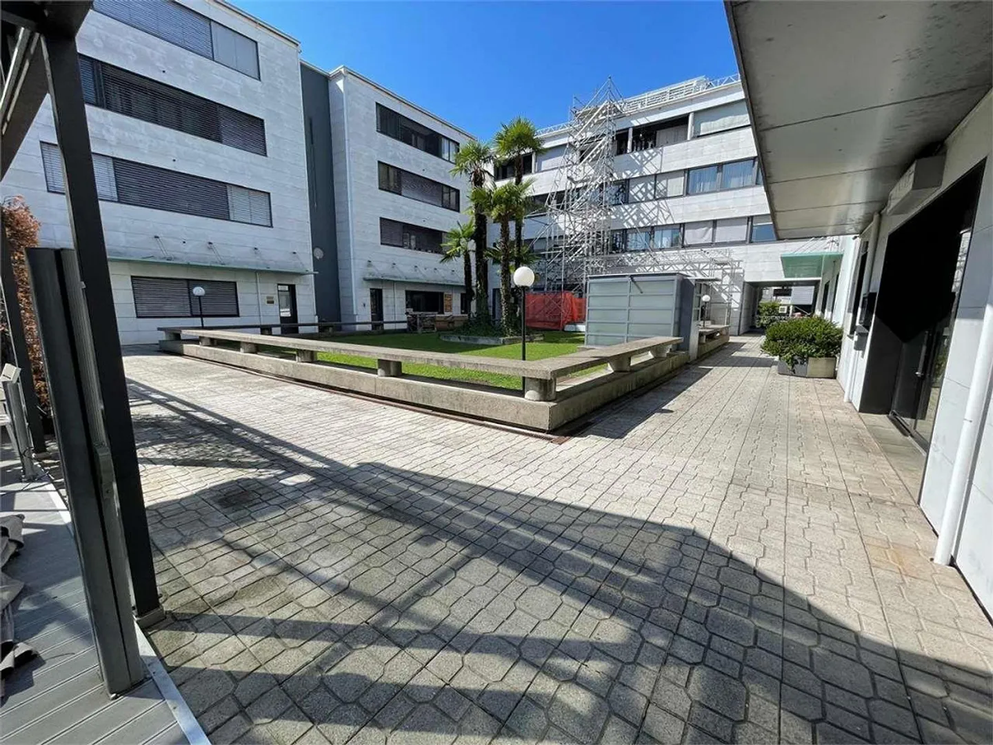 RESTAURANT ZU VERMIETEN - NEUE VERWALTUNG GESUCHT - Foto 1 von 8