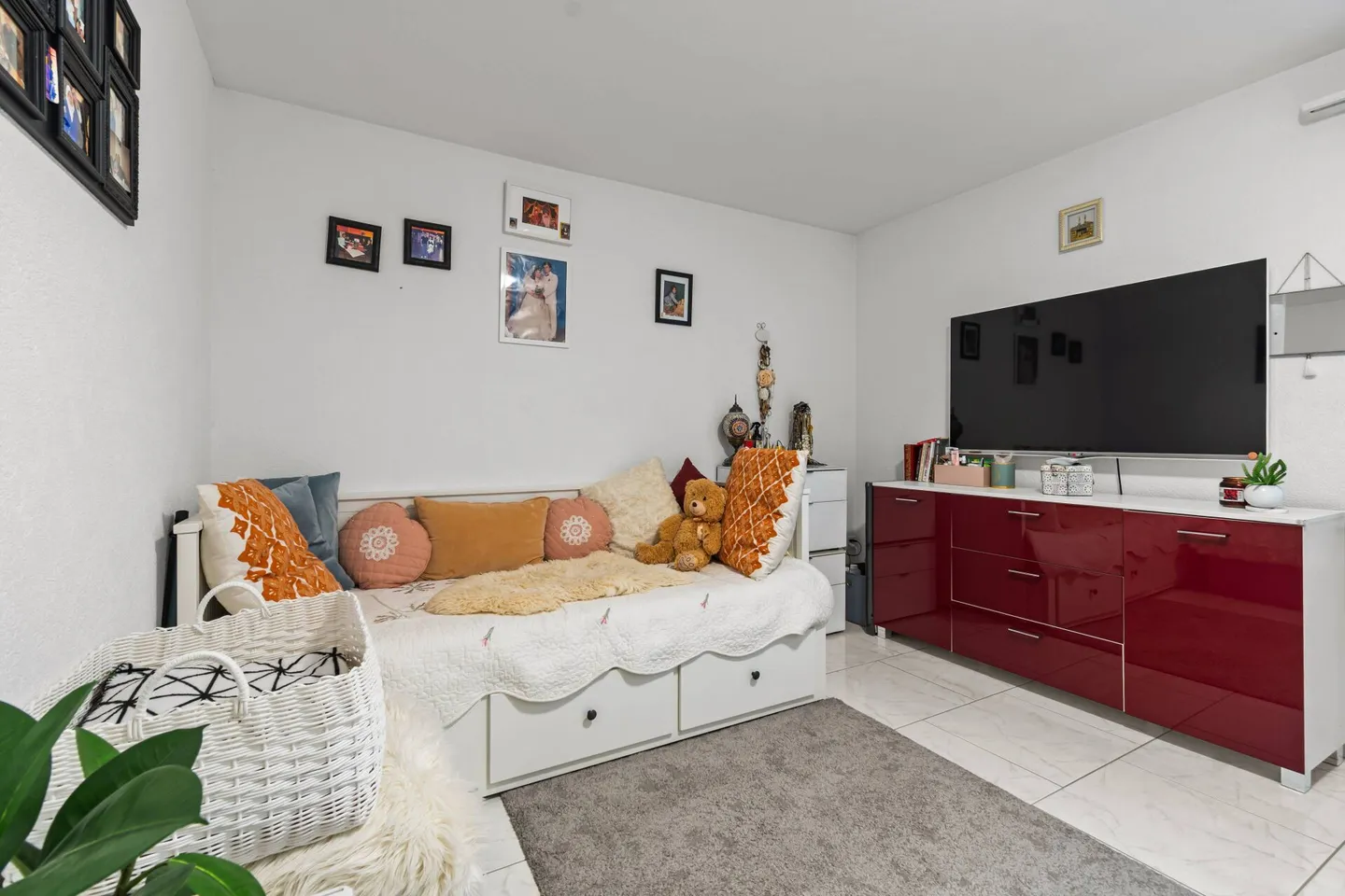 Detached Single-Family Home with Garden Paradise - Aarau Rohr - Photo 13 of 19