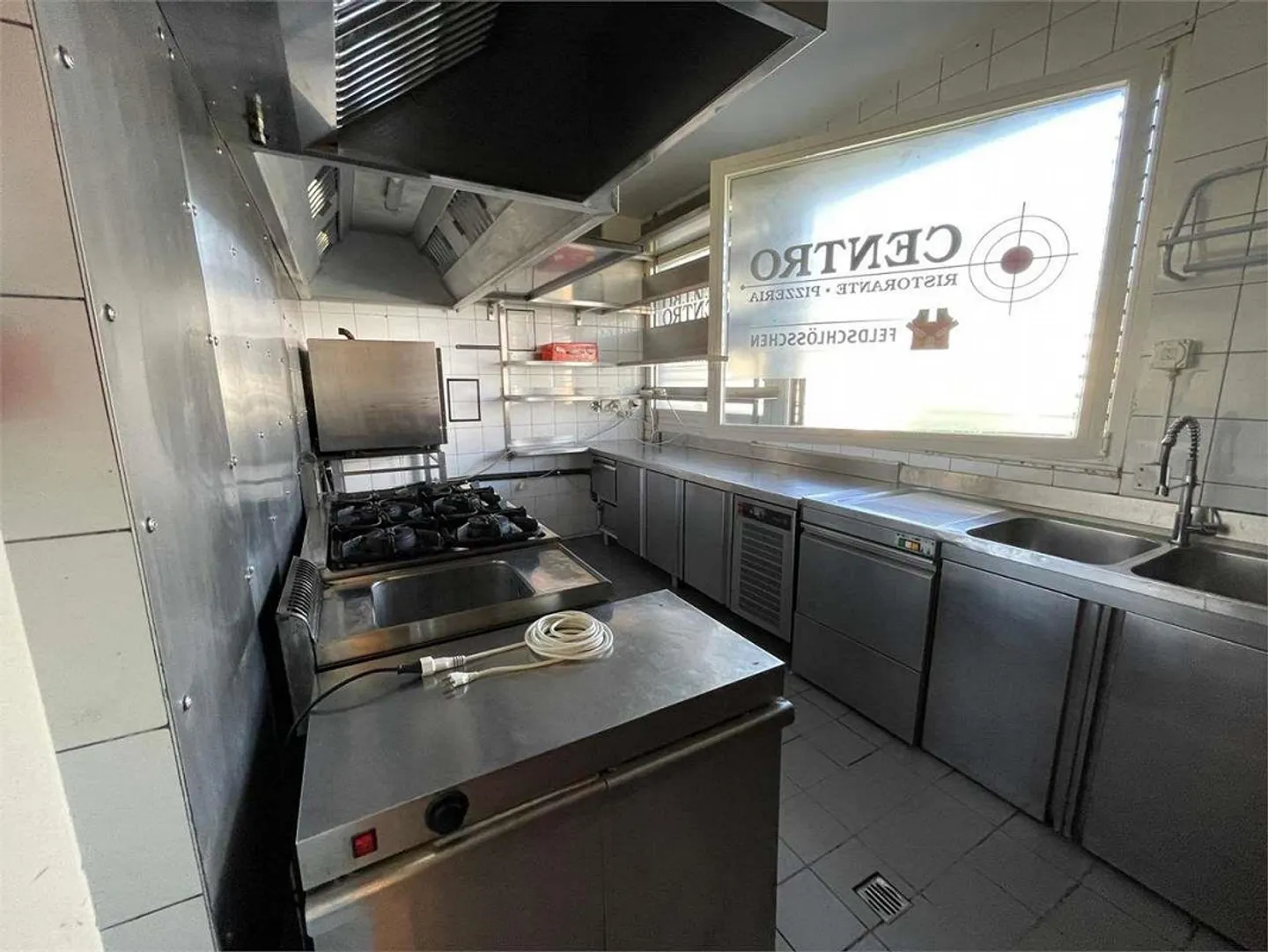 RESTAURANT ZU VERMIETEN - NEUE VERWALTUNG GESUCHT - Foto 4 von 8