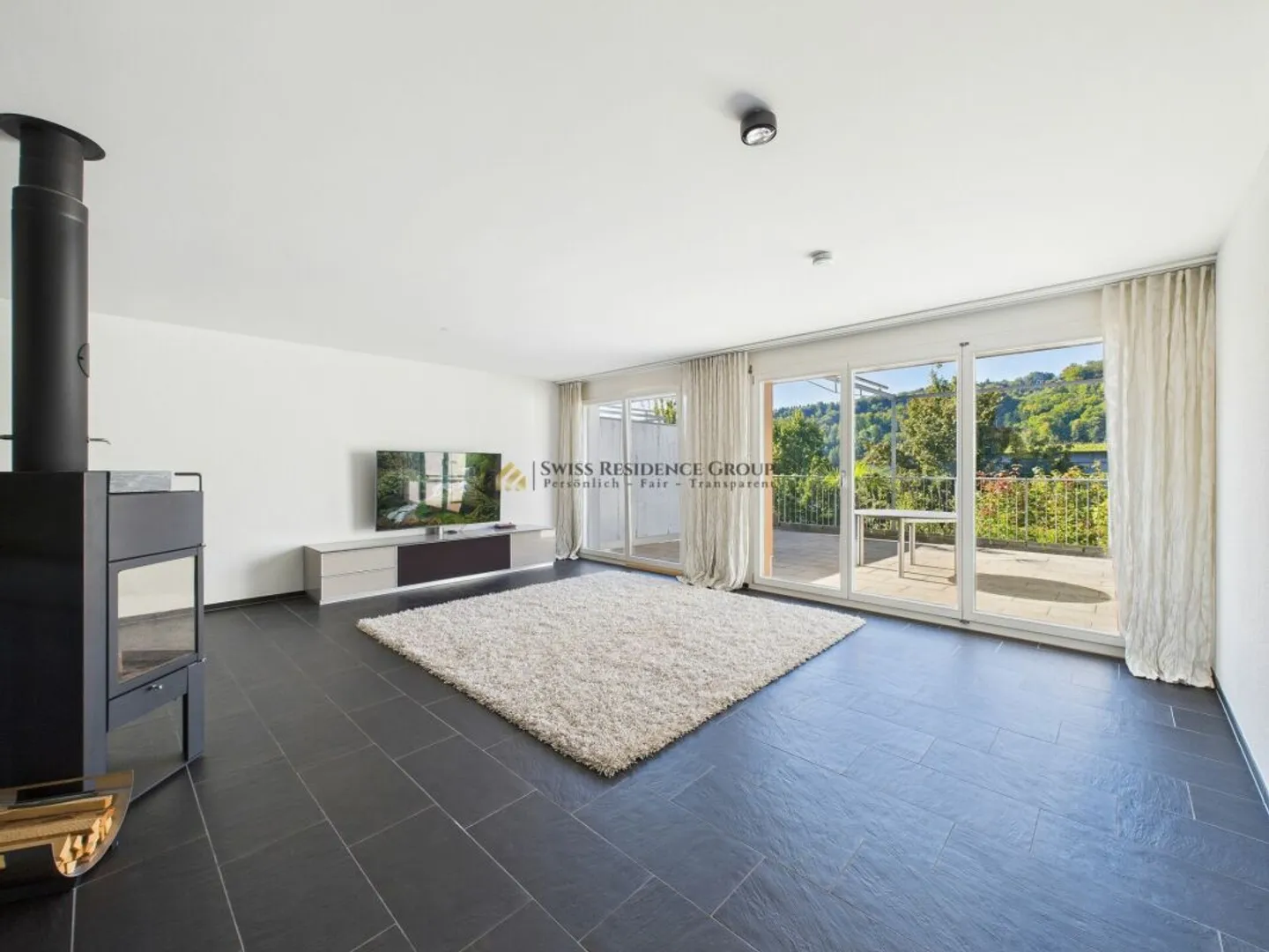 Exklusives 5.5-Zimmer Reihenhaus an sonniger, ruhiger Lage - Foto 7 von 16