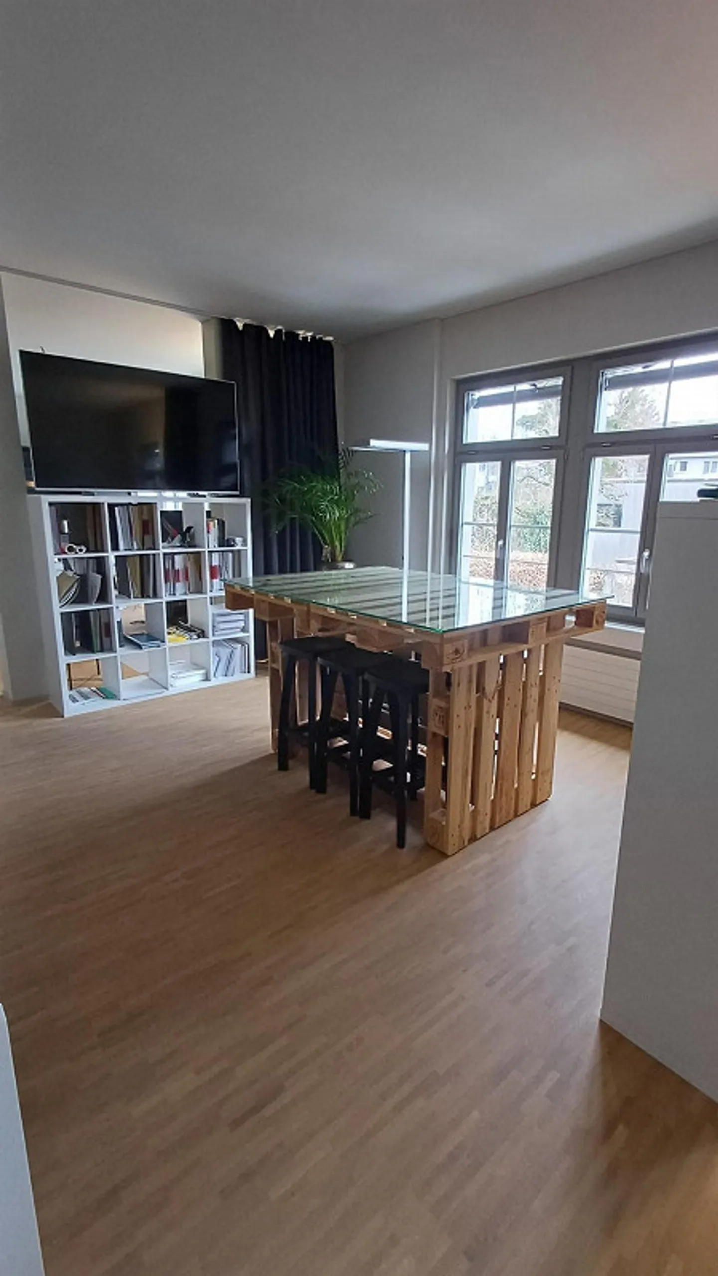 Uffici ristrutturati e luminosi / posizione vicino al confine - Foto 7 di 8