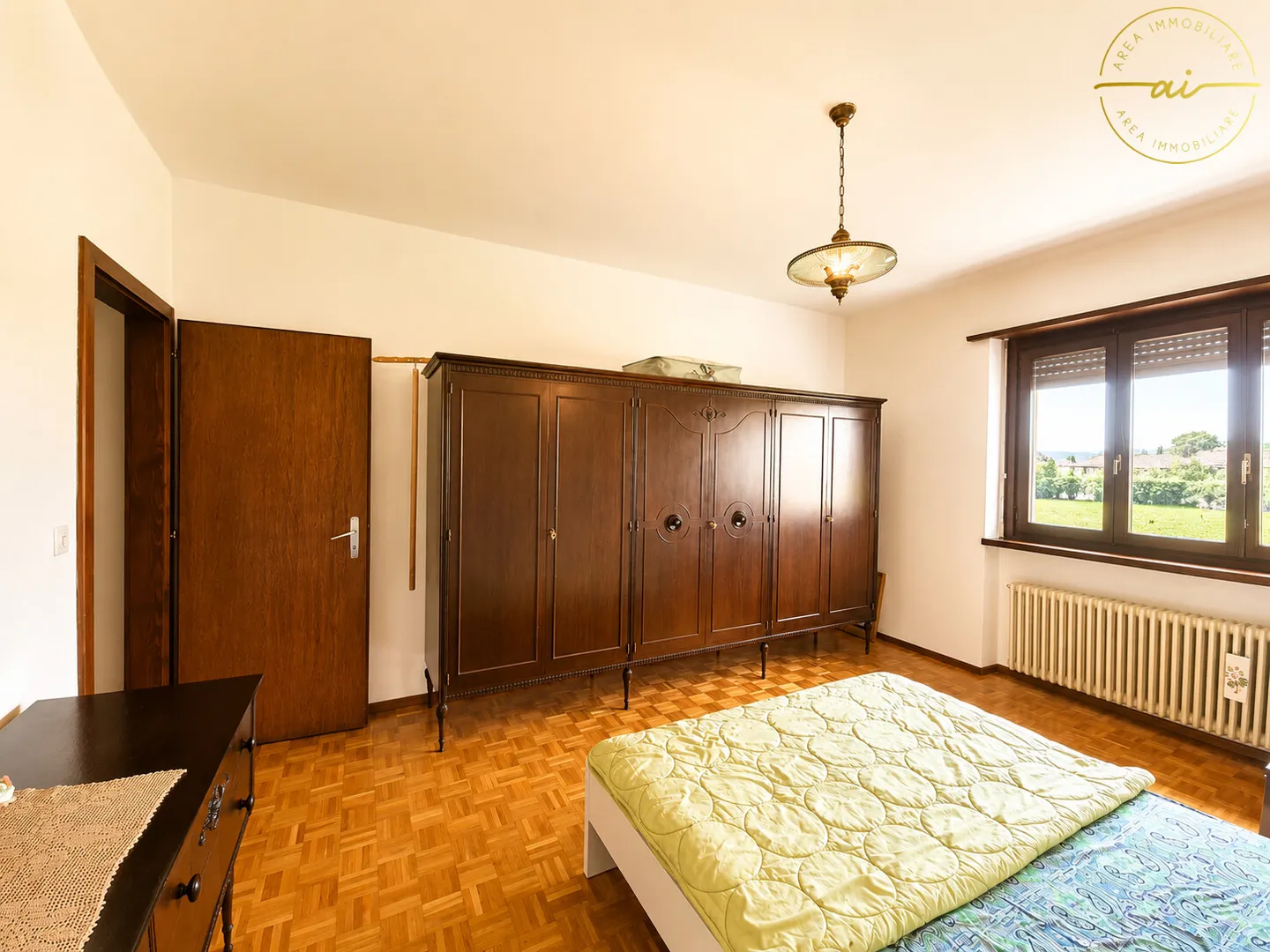 Einfamilienhaus mit großem Baugrundstück - Foto 11 von 13