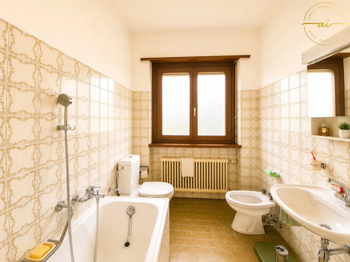 Einfamilienhaus mit großem Baugrundstück - Foto 13 von 13