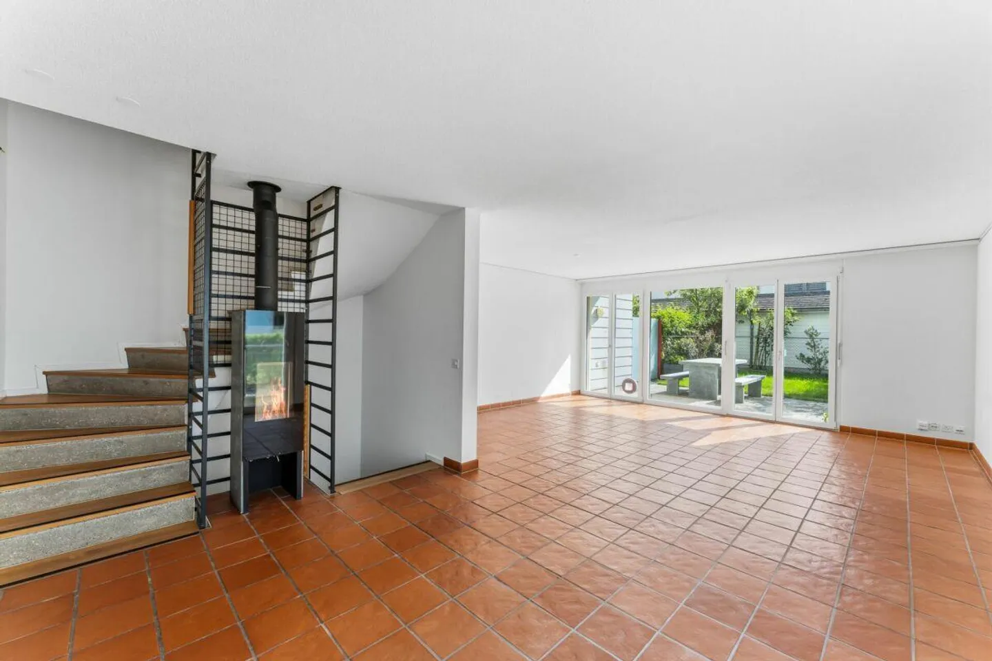 Maison de ville de 5,5 pièces - Photo 2 sur 8