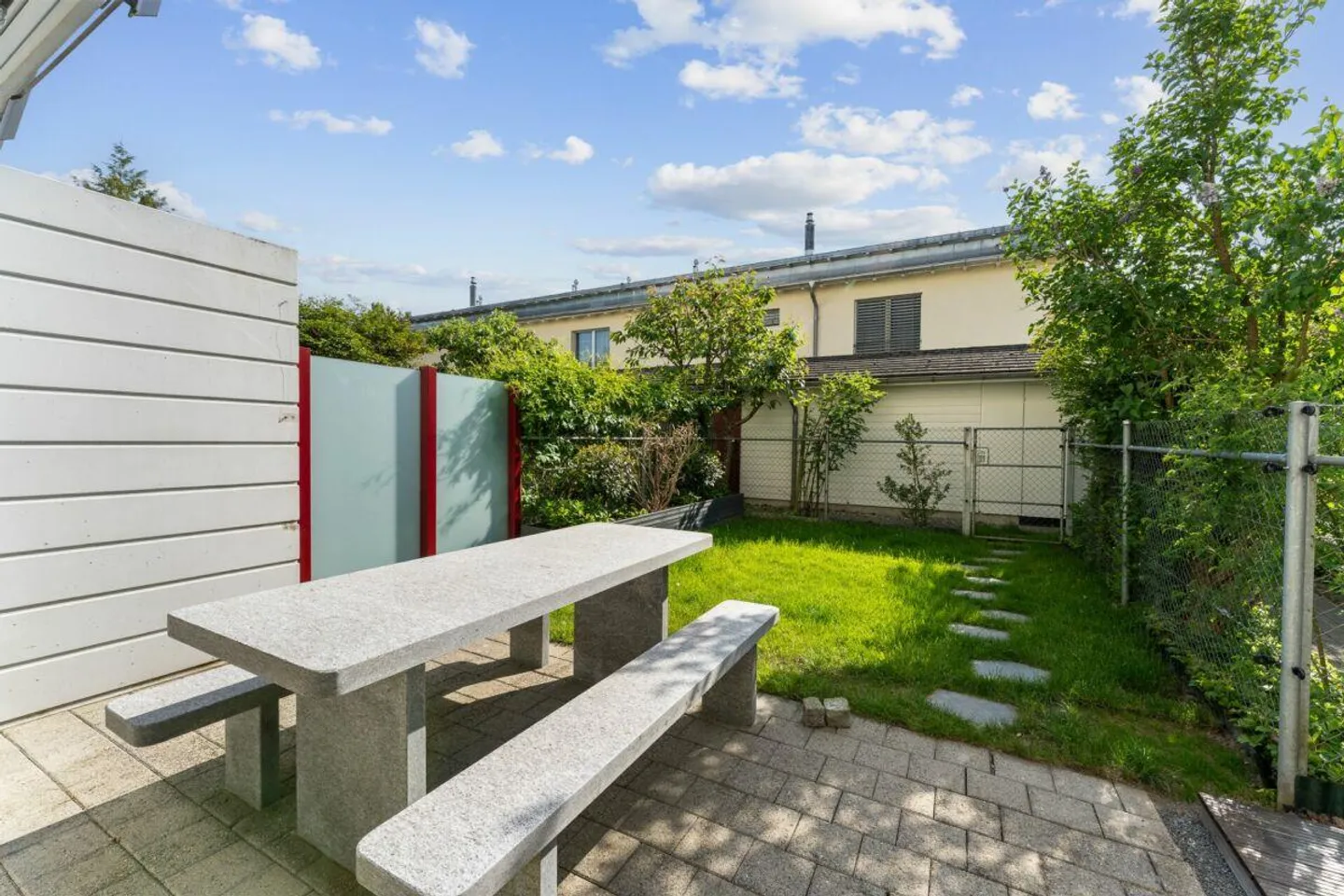 Maison de ville de 5,5 pièces - Photo 3 sur 8