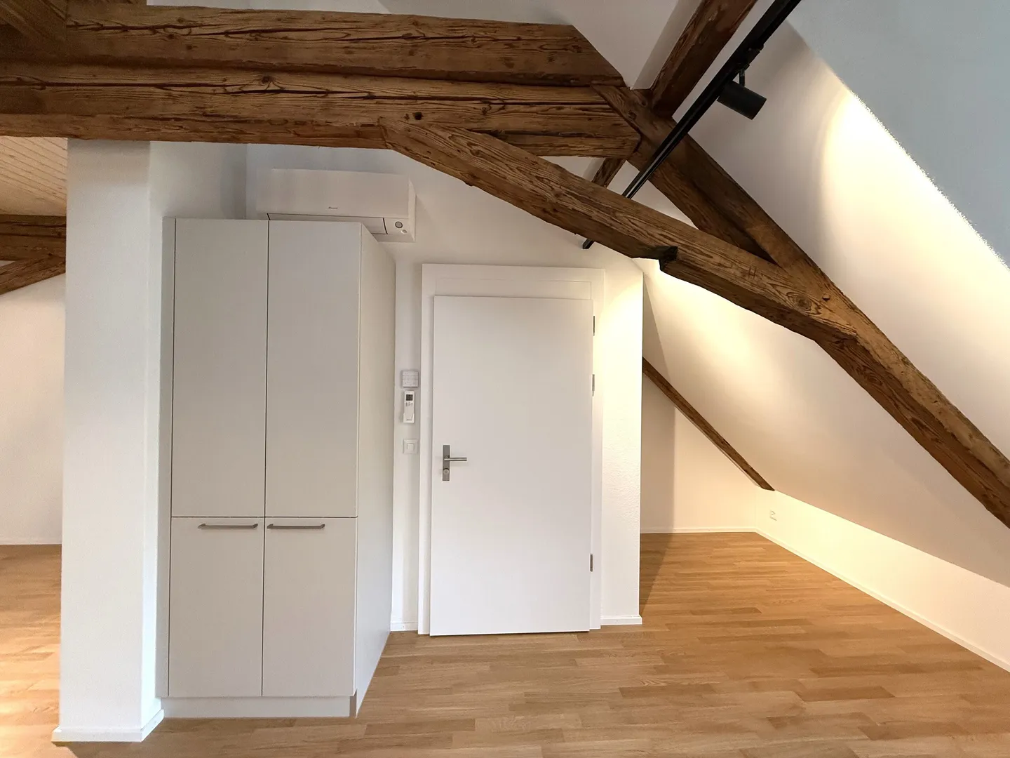 Loft Living in the Heart of the Old Town - Photo 3 of 7