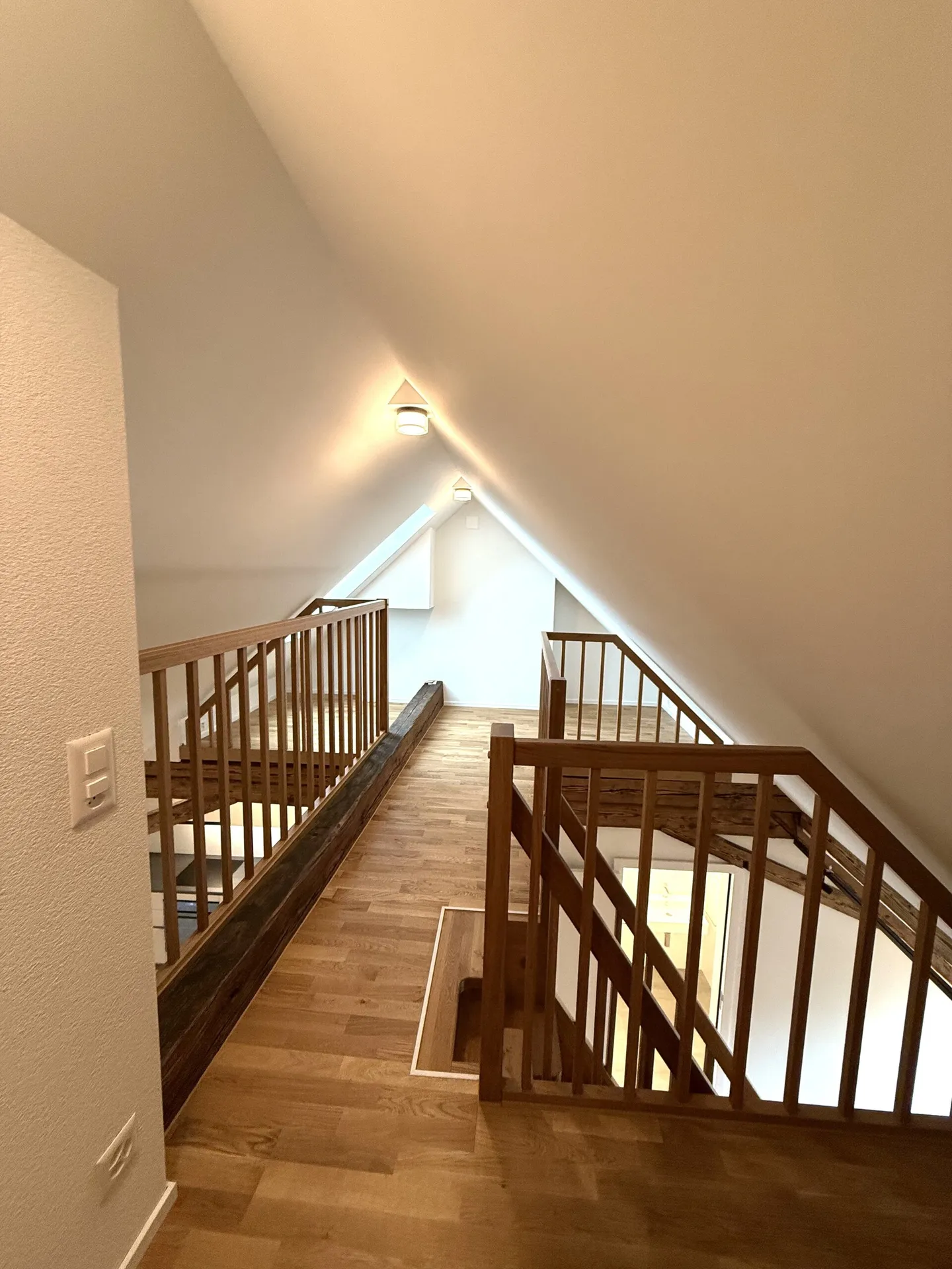 Loft Living in the Heart of the Old Town - Photo 5 of 7