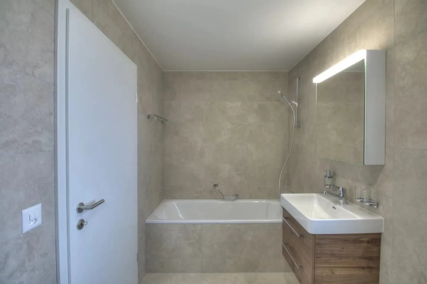 Appartement neuf  de 2.5 pièces à Monthey - Foto 6 di 9