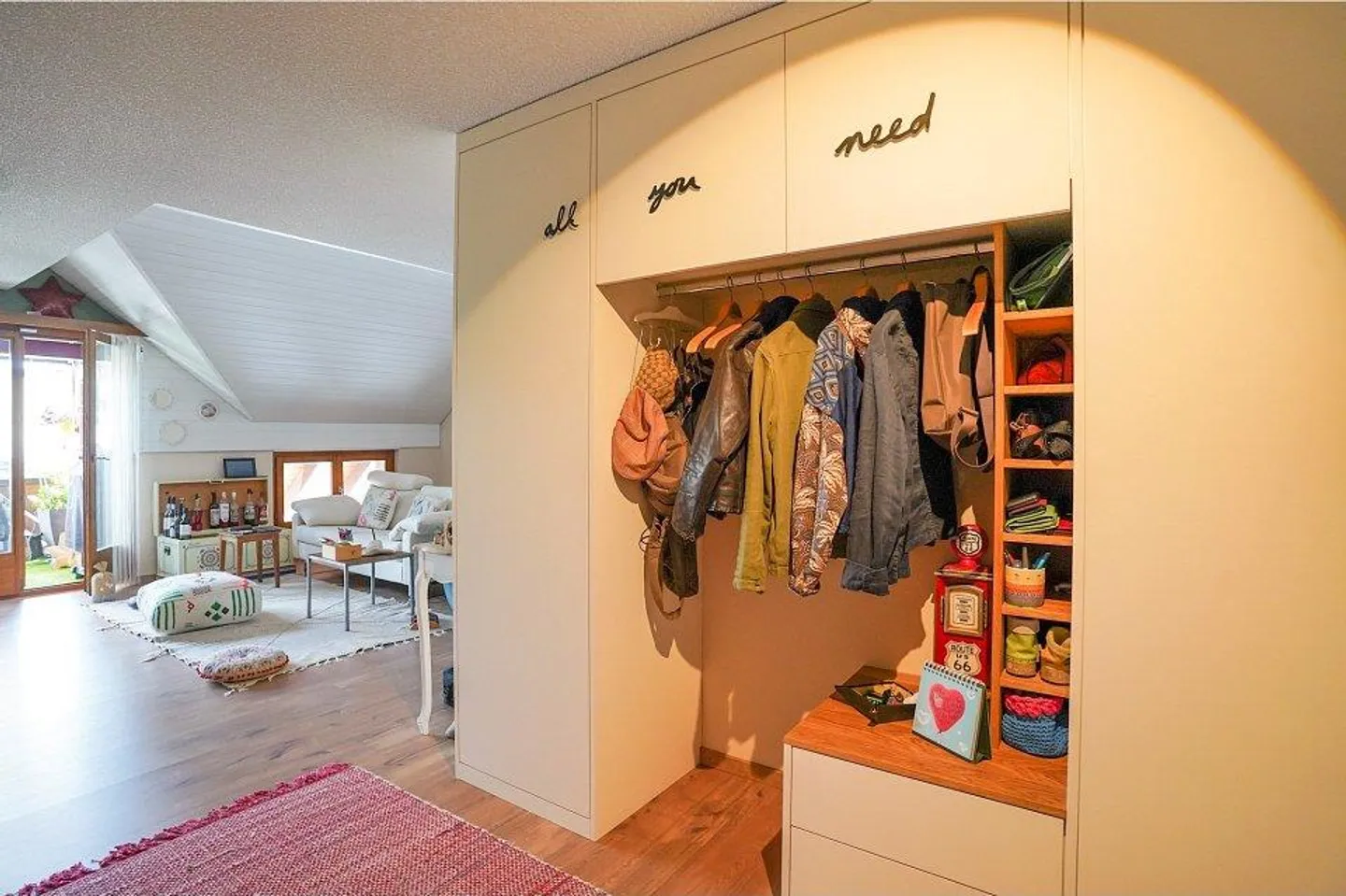 Einzigartige Dachwohnung mit Alpenblick! - Foto 4 von 13