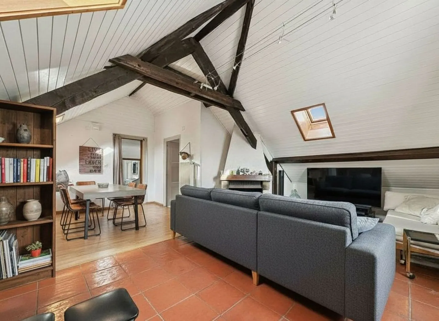 MIETSHAUS MIT 5 WOHNUNGEN UND UNABHÄNGIGEM ANBAU - Foto 20 von 29