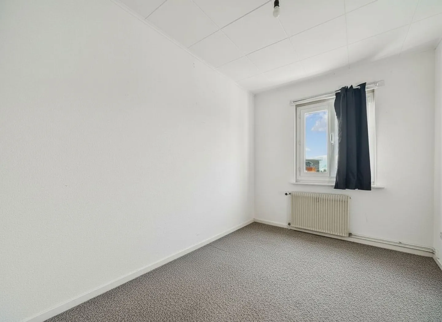 MIETSHAUS MIT 5 WOHNUNGEN UND UNABHÄNGIGEM ANBAU - Foto 23 von 29