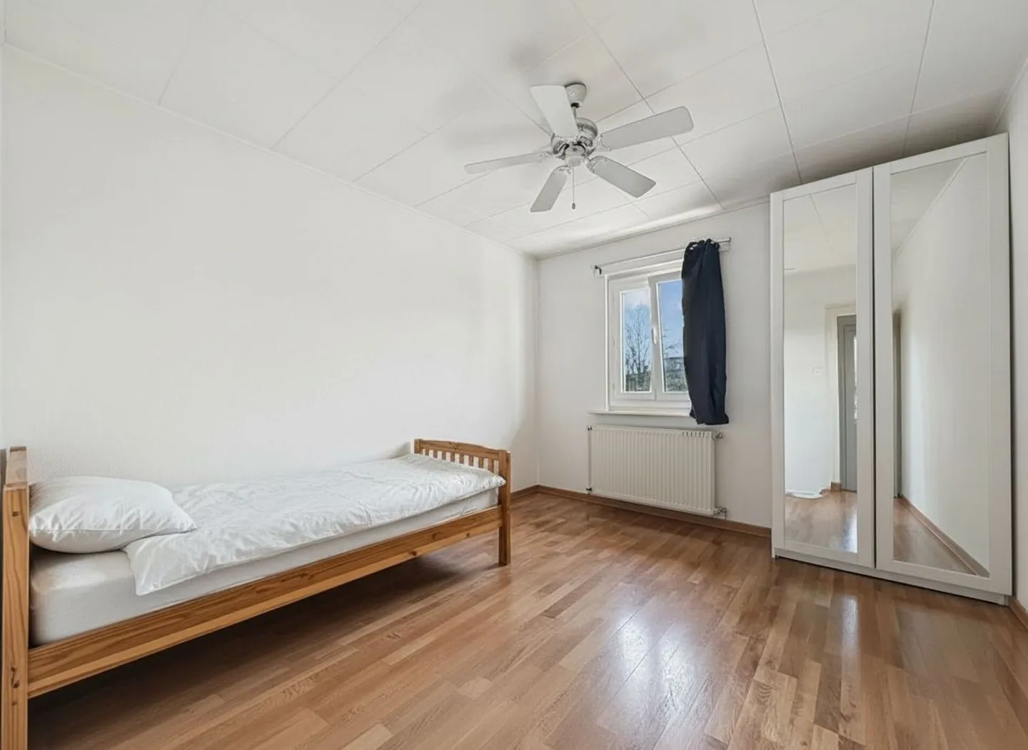 MIETSHAUS MIT 5 WOHNUNGEN UND UNABHÄNGIGEM ANBAU - Foto 24 von 29