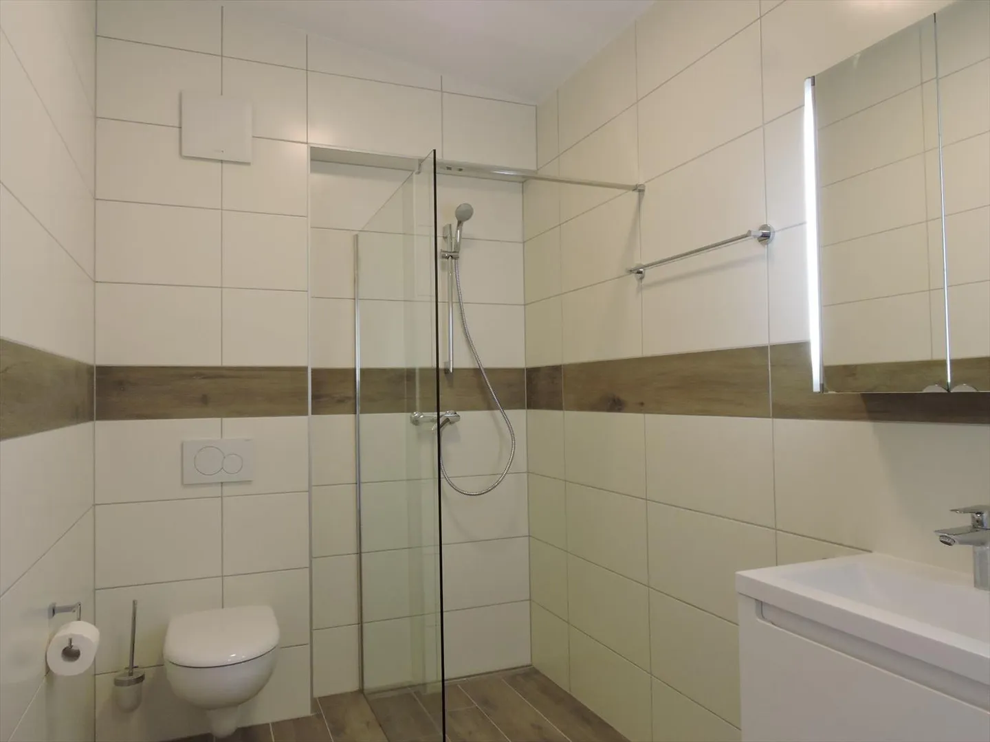 «Schöne Fläche von 165 m2 zu vermieten.» - Foto 3 von 4