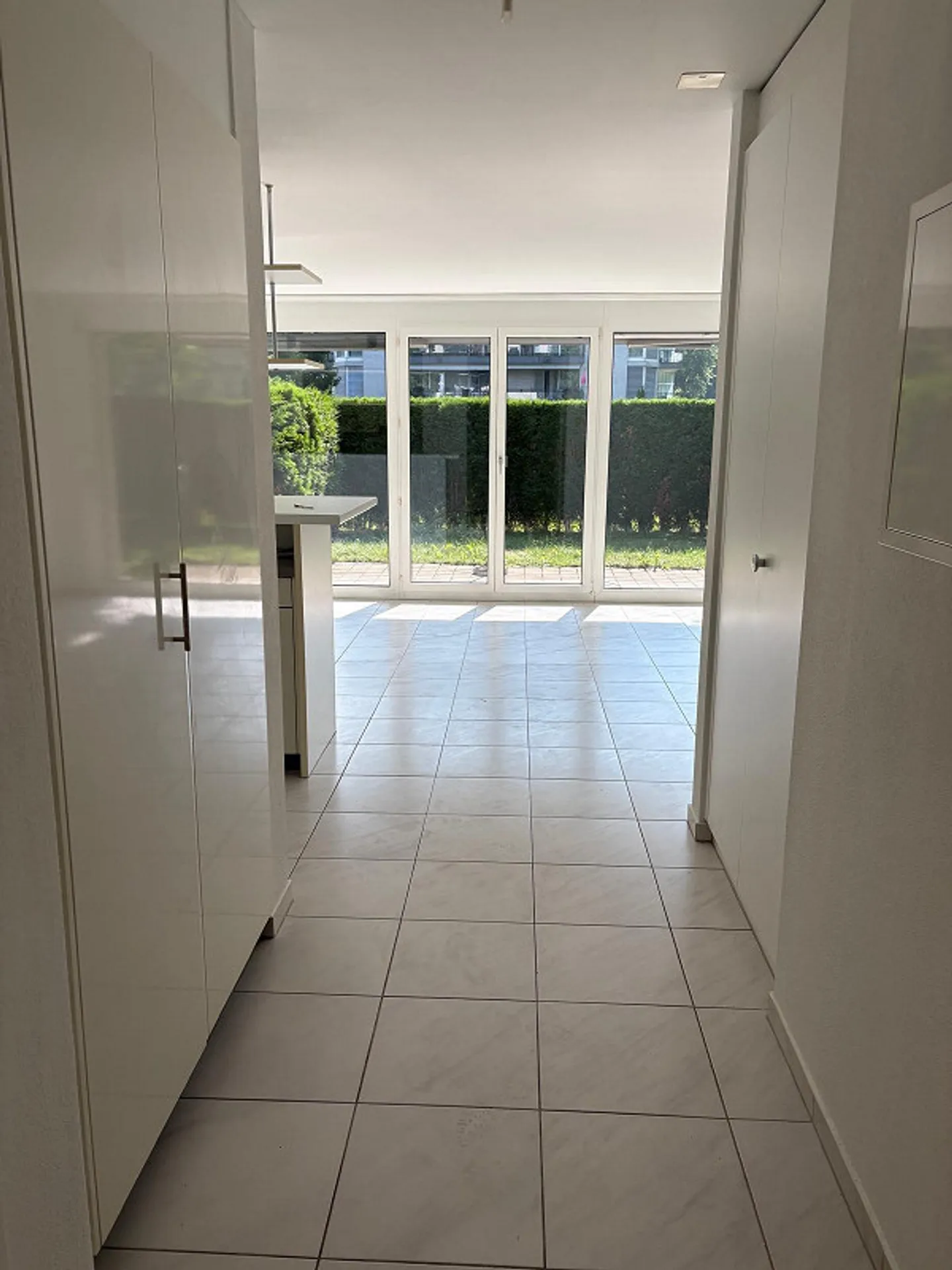 Belle appartement de 3,5 pièces en périphérie - Photo 3 sur 10