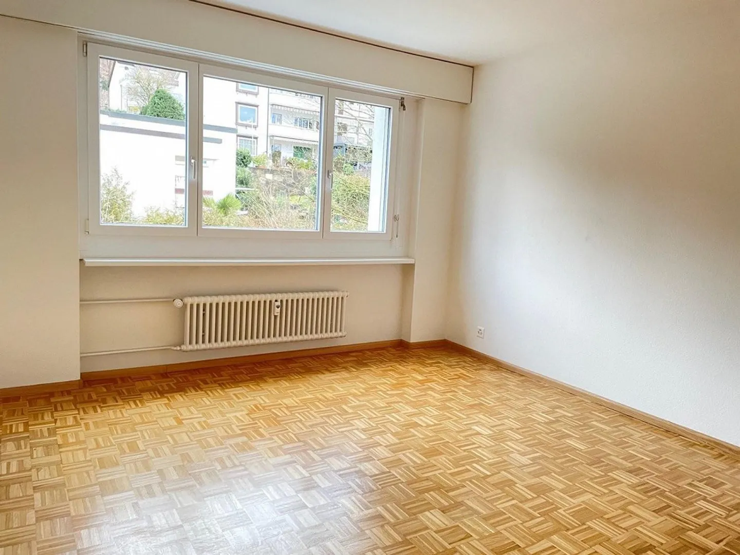 Moderne 3½-Zimmerwohnung mit Balkon - Foto 8 von 11
