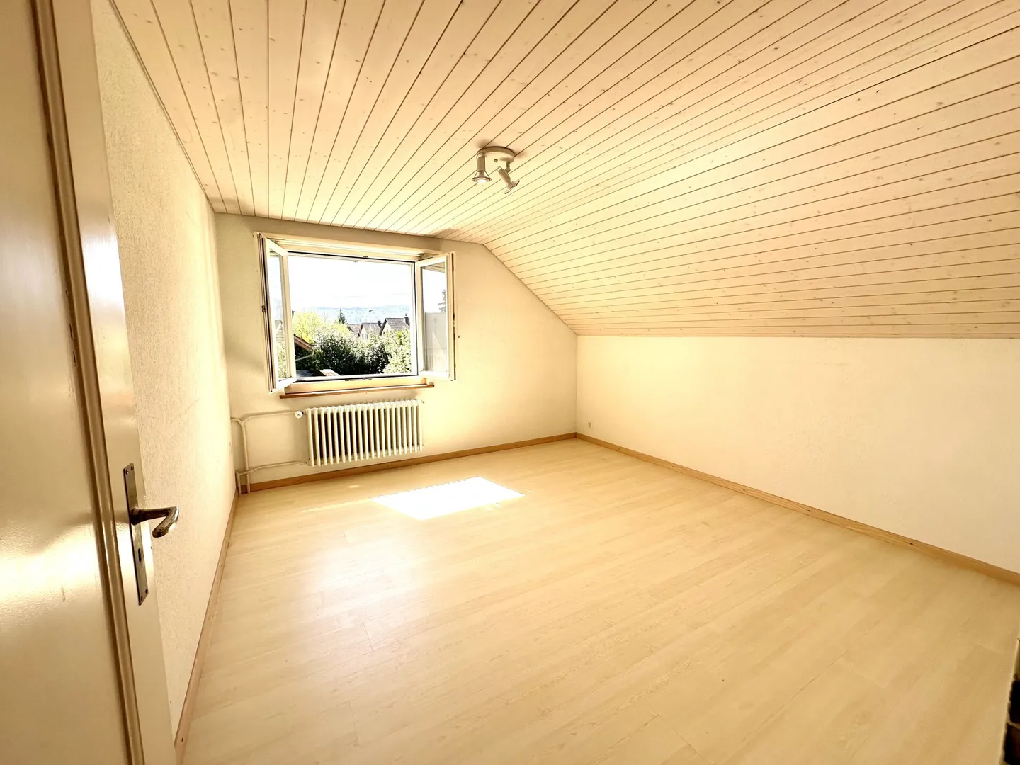 Charming and cozy, semi-detached single-family house - Photo 15 of 27