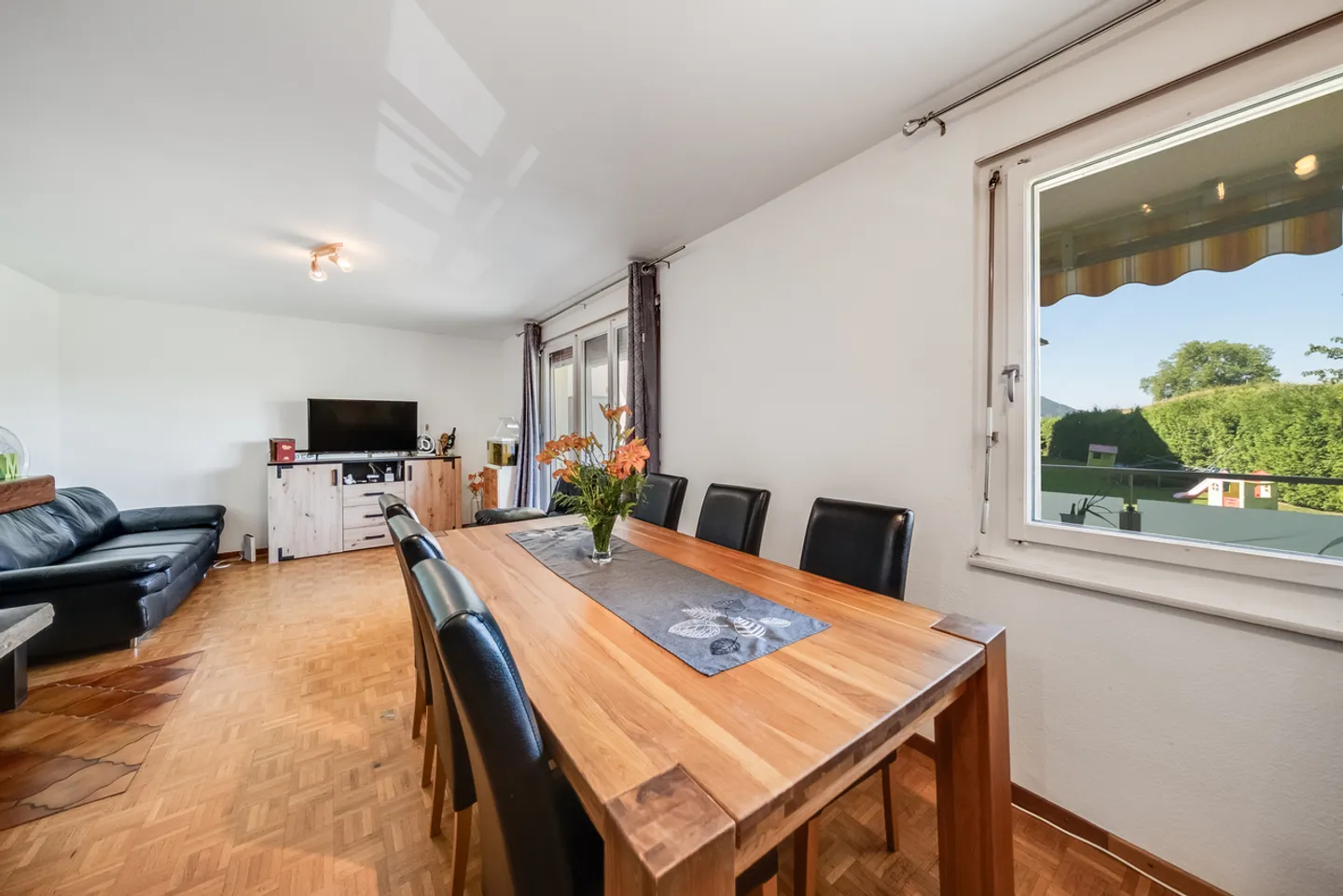 APARTMENT - CENTRAL - BALCONY AND PARKING SPACE - EXCLUSIVE - Photo 5 of 12