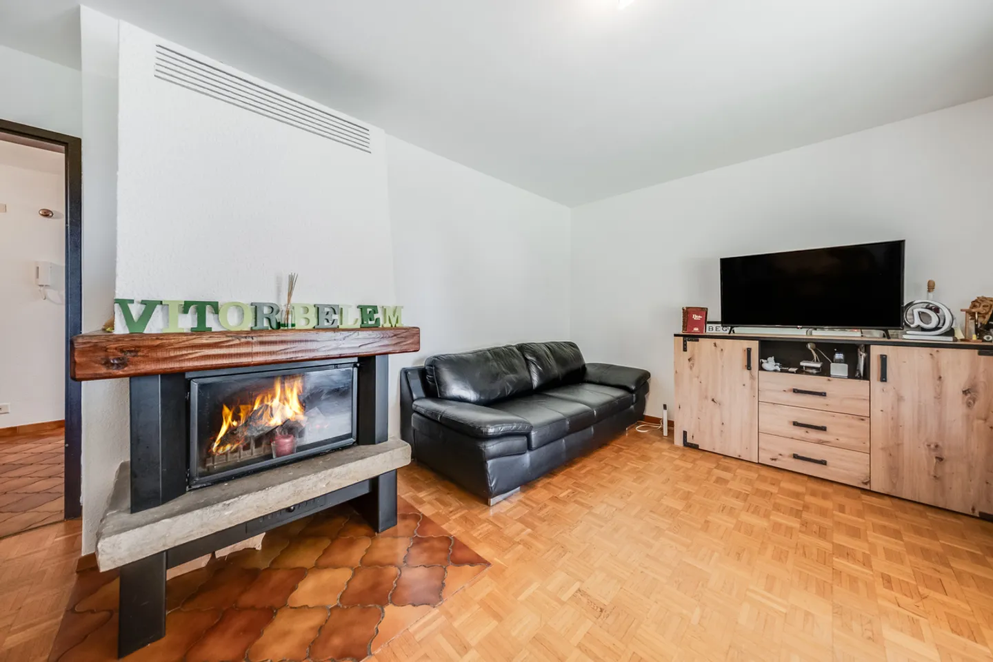 APARTMENT - CENTRAL - BALCONY AND PARKING SPACE - EXCLUSIVE - Photo 4 of 12