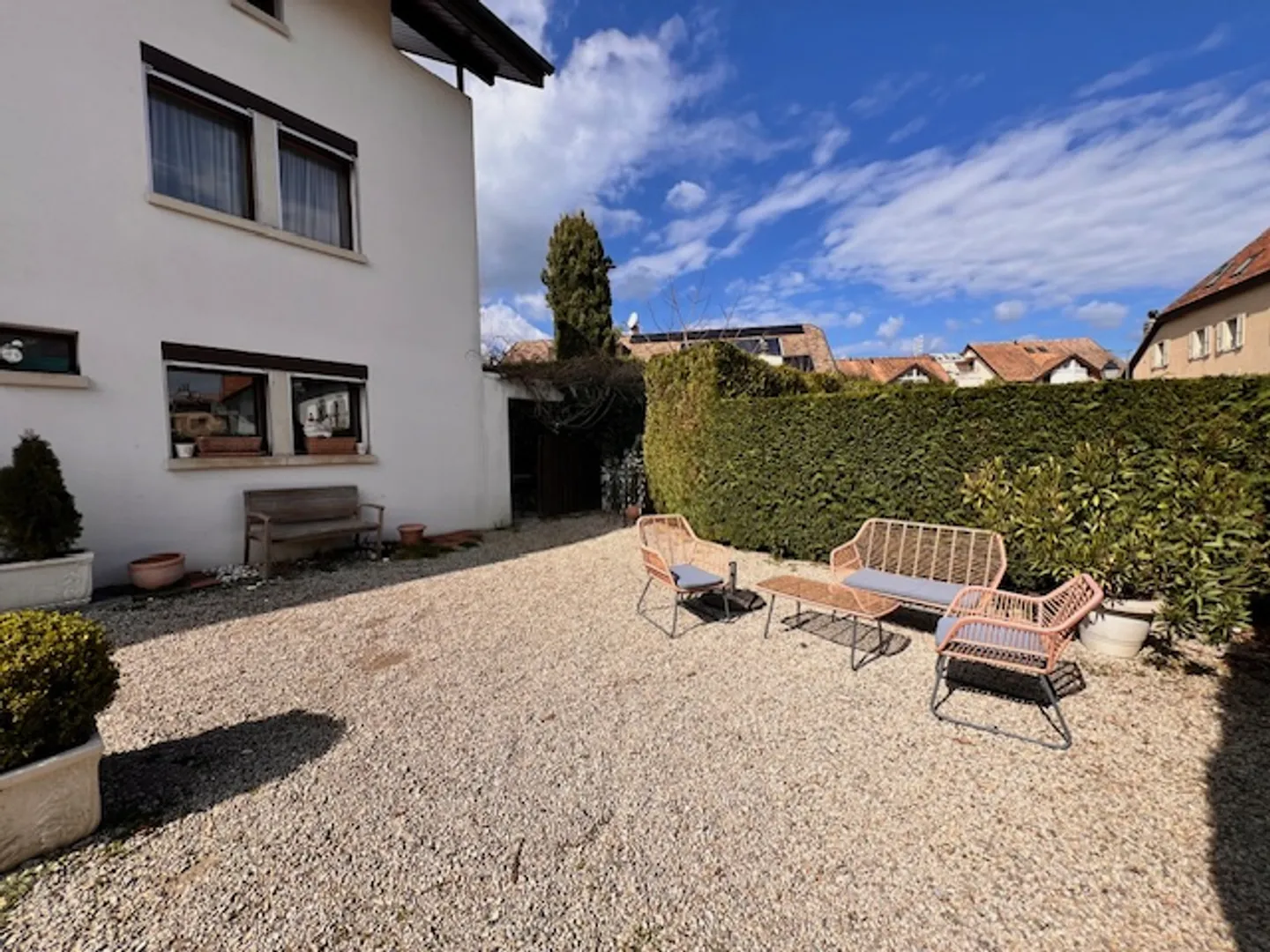 Grande casa unifamiliare (divisibile in 2 case a schiera) a Terre-Sainte come viager: disponibile tra 3 anni - Foto 3 di 13