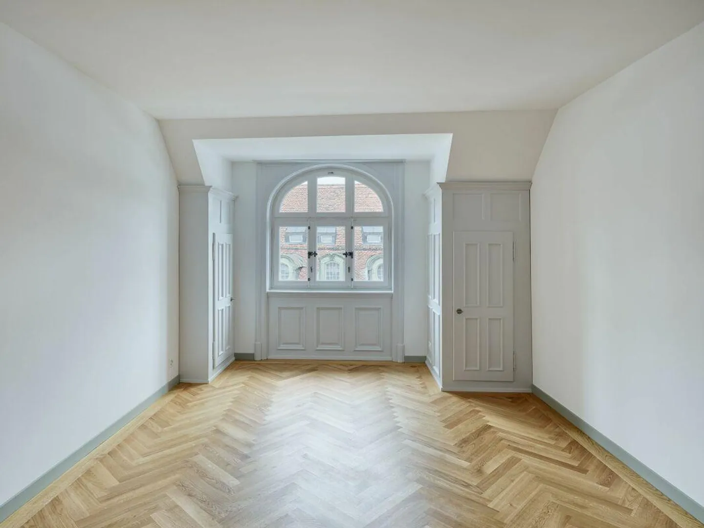 Living in the new Kaiserhaus in the city center of Bern - Photo 5 of 7