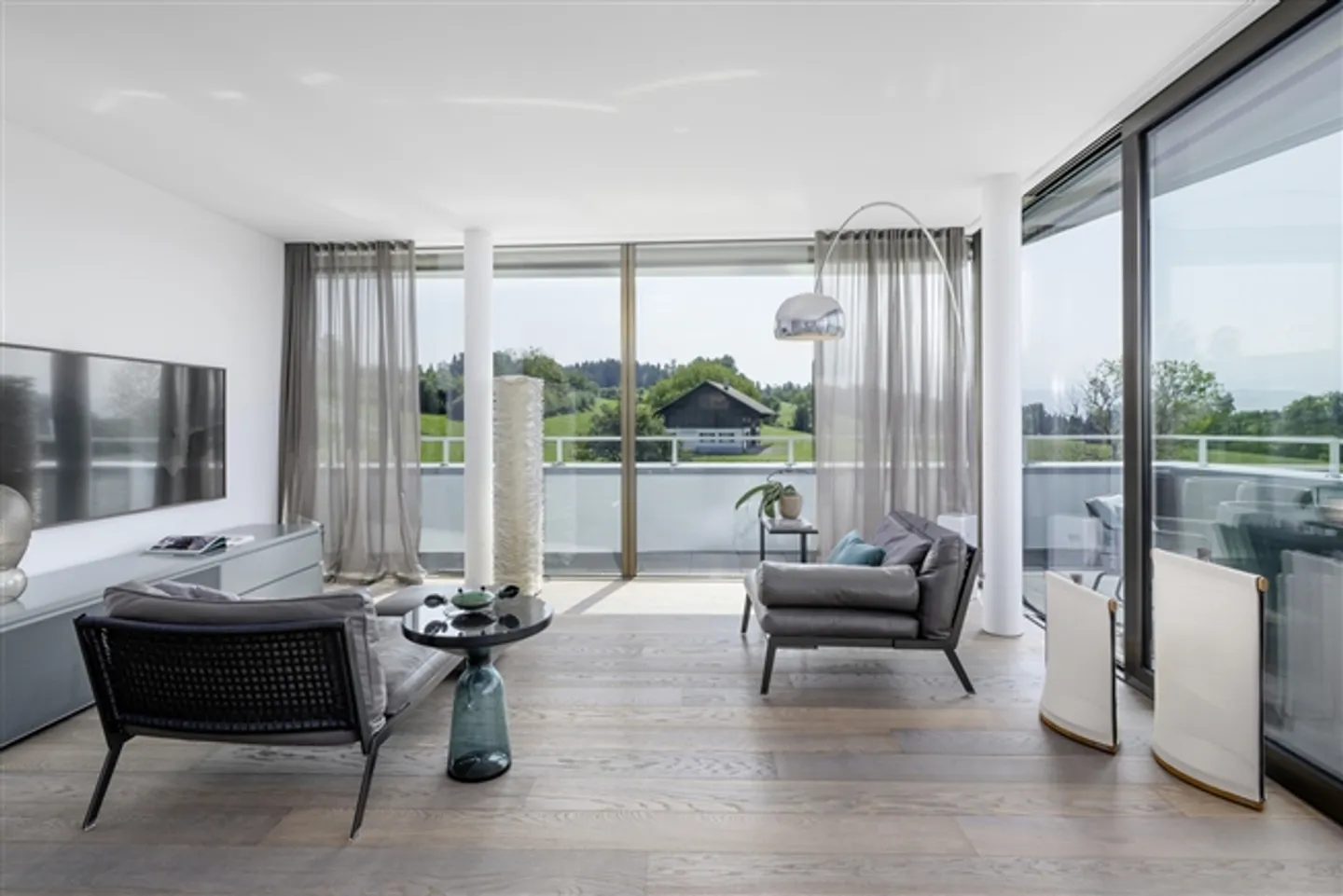 Condominium ultra-moderne au-dessus du lac de Zurich avec vue imprenable - Photo 3 sur 7