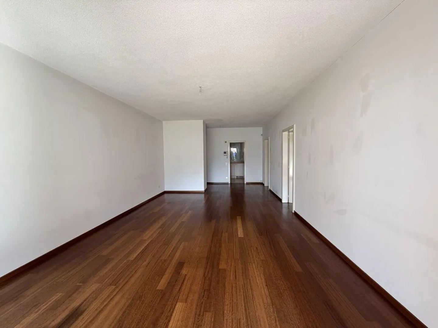 Exklusive Lage in Castagnola 3,5 Zimmer - Foto 3 von 9