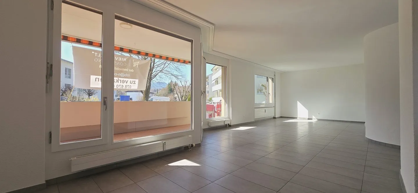 Frisch renovierte 4.5 Zi.-Wohnung direkt neben Kindergarten- & Grundschule - Foto 1 di 13