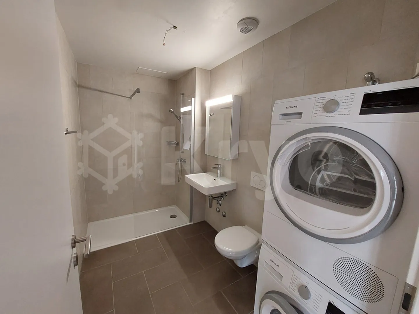 BEL APPARTAMENTO DI 2,5 LOCALI CON BALCONE IN CENTRO CITTÀ - Foto 5 di 5