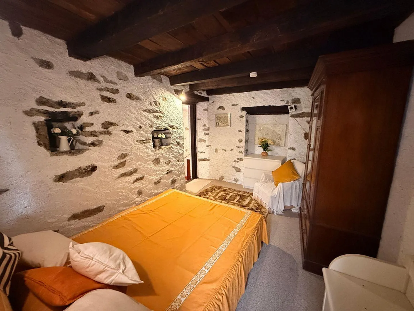 Historic village house from 1649 with breathtaking panoramic views - Photo 5 of 8