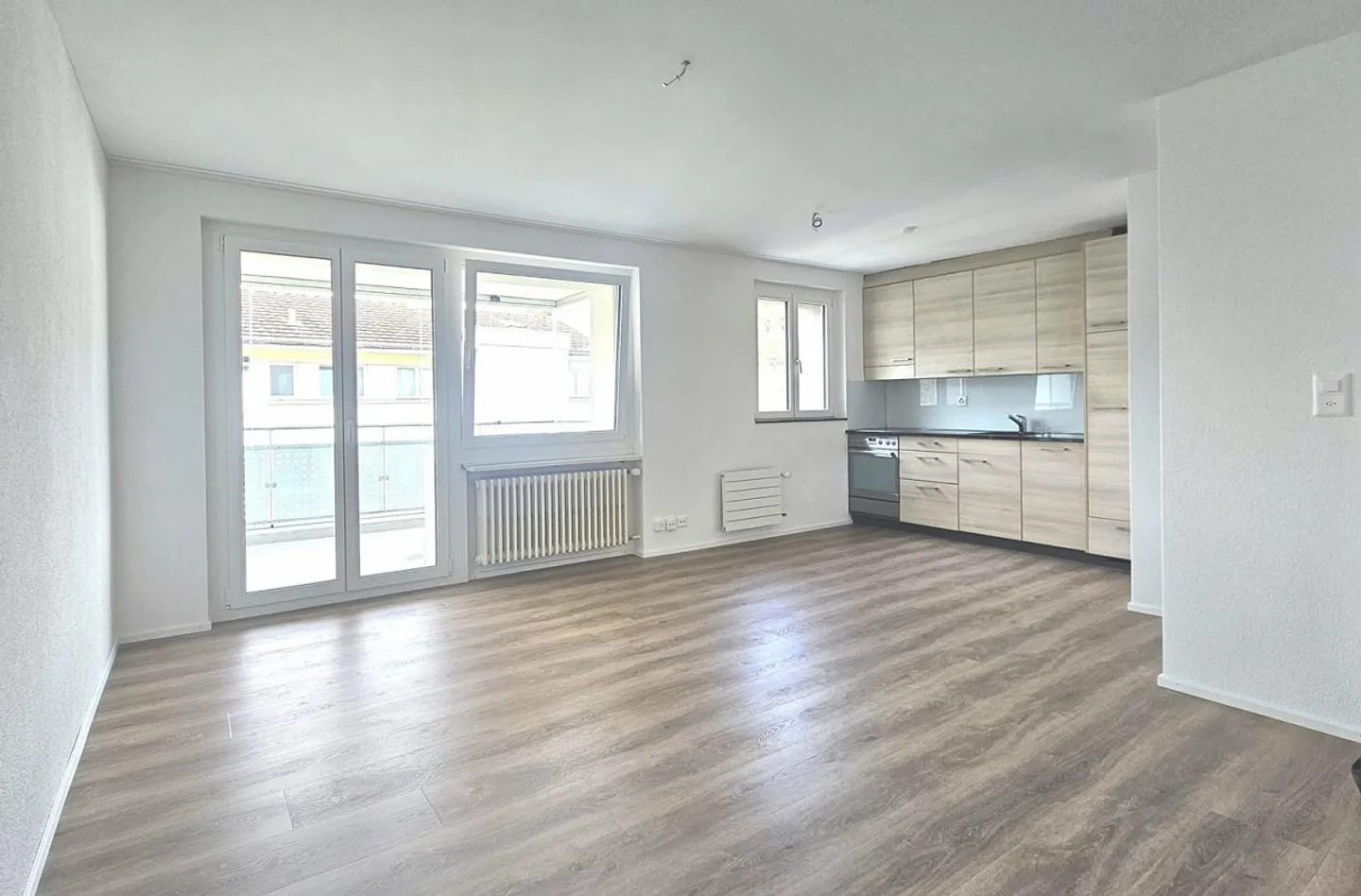 Appartement en attique récemment rénové - Photo 5 sur 13