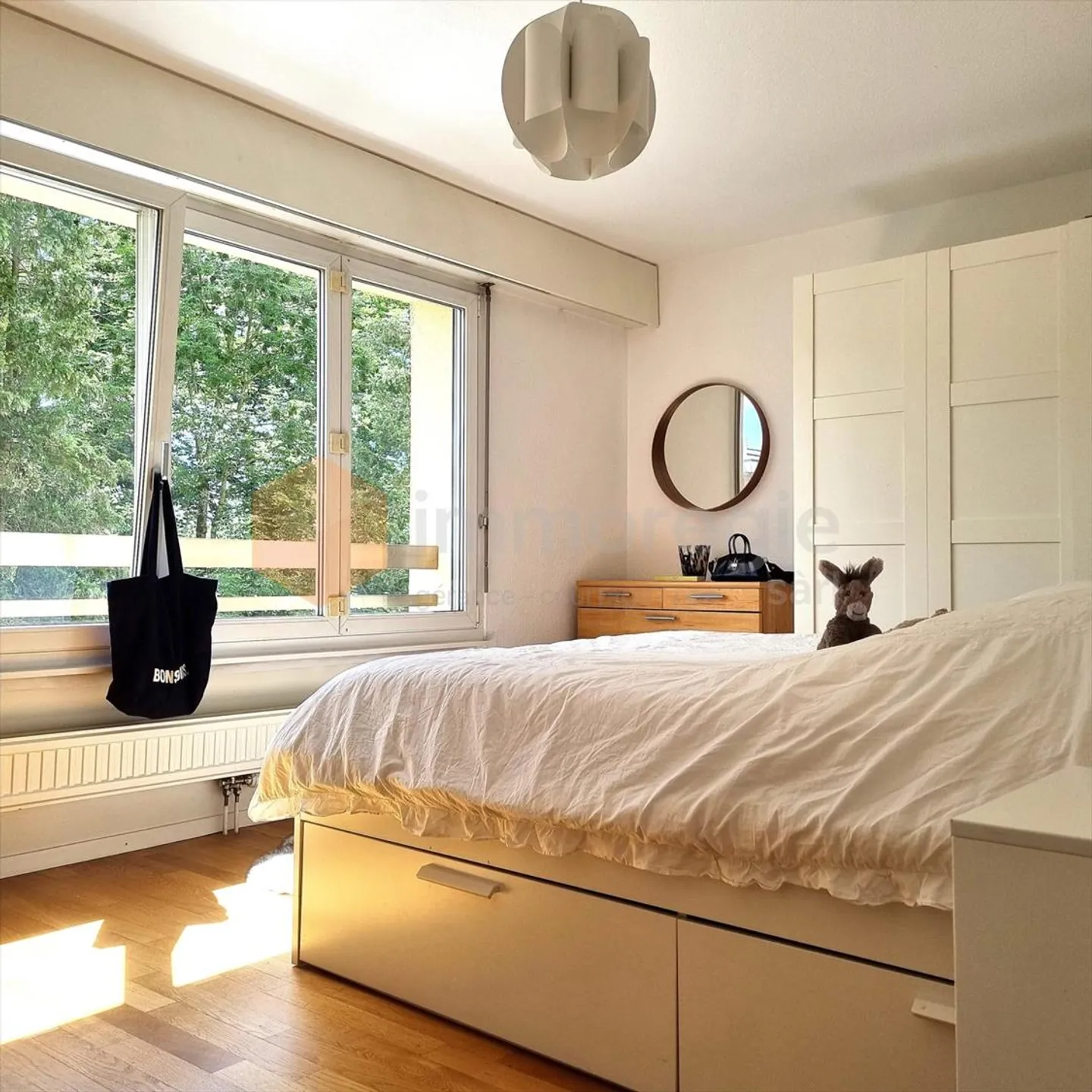 ALL INCLUSIVE Very nice 3.5 room apartment with underground parking space and utilities included - Photo 1 of 9