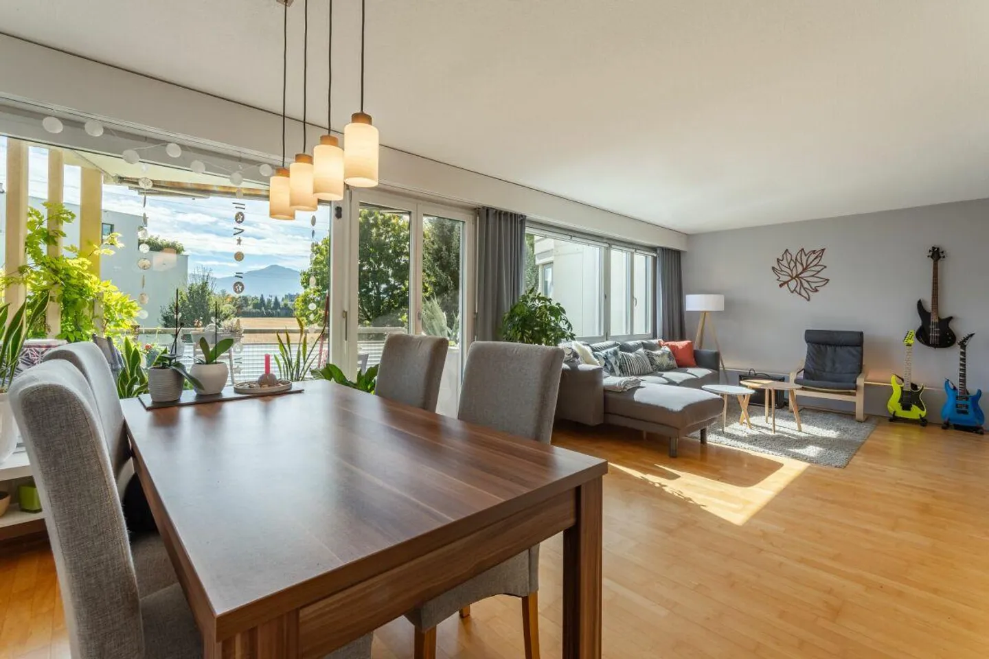 Schöne 4 1/2-Zimmerwohnung in Steinhausen - Foto 3 von 21