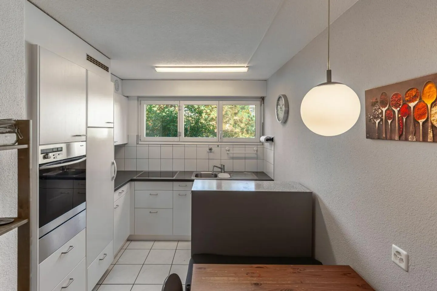Schöne 4 1/2-Zimmerwohnung in Steinhausen - Foto 4 von 21