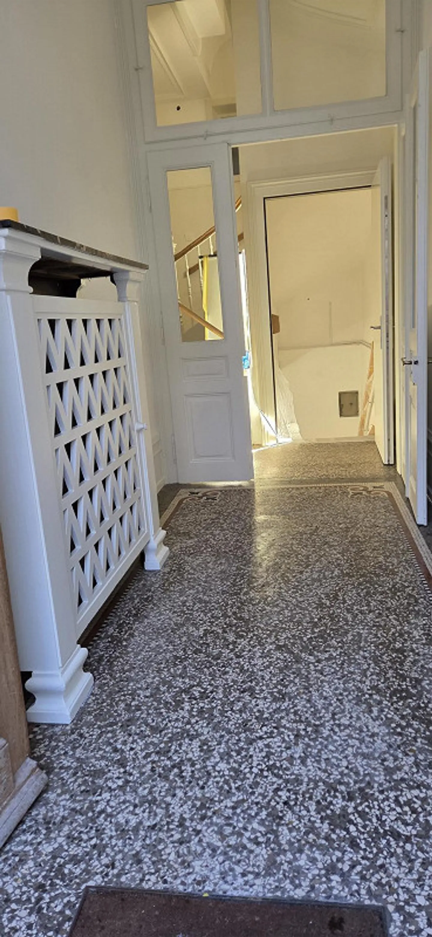 Prima locazione - Foto 2 di 14