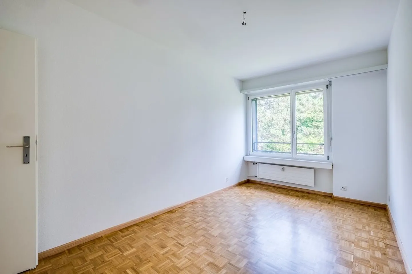 Living with a certain something in a child-friendly environment - Photo 3 of 8