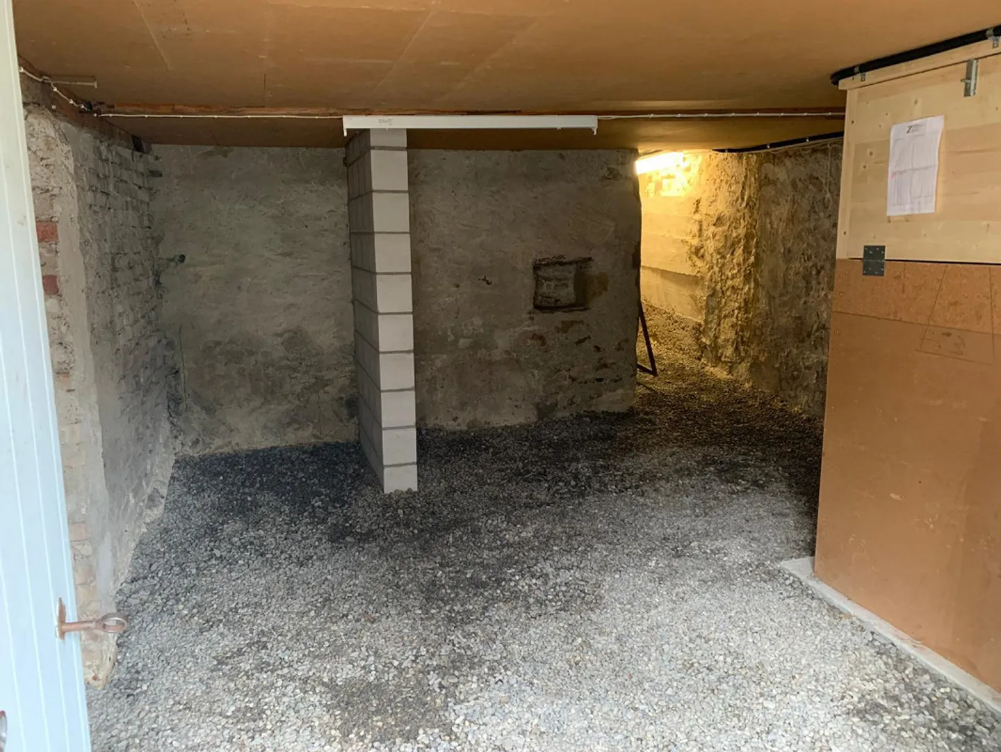 Ciao - Sezione di casa di 5,5 stanze inclusi 2 posti auto cerca un nuovo inquilino - Foto 16 di 16