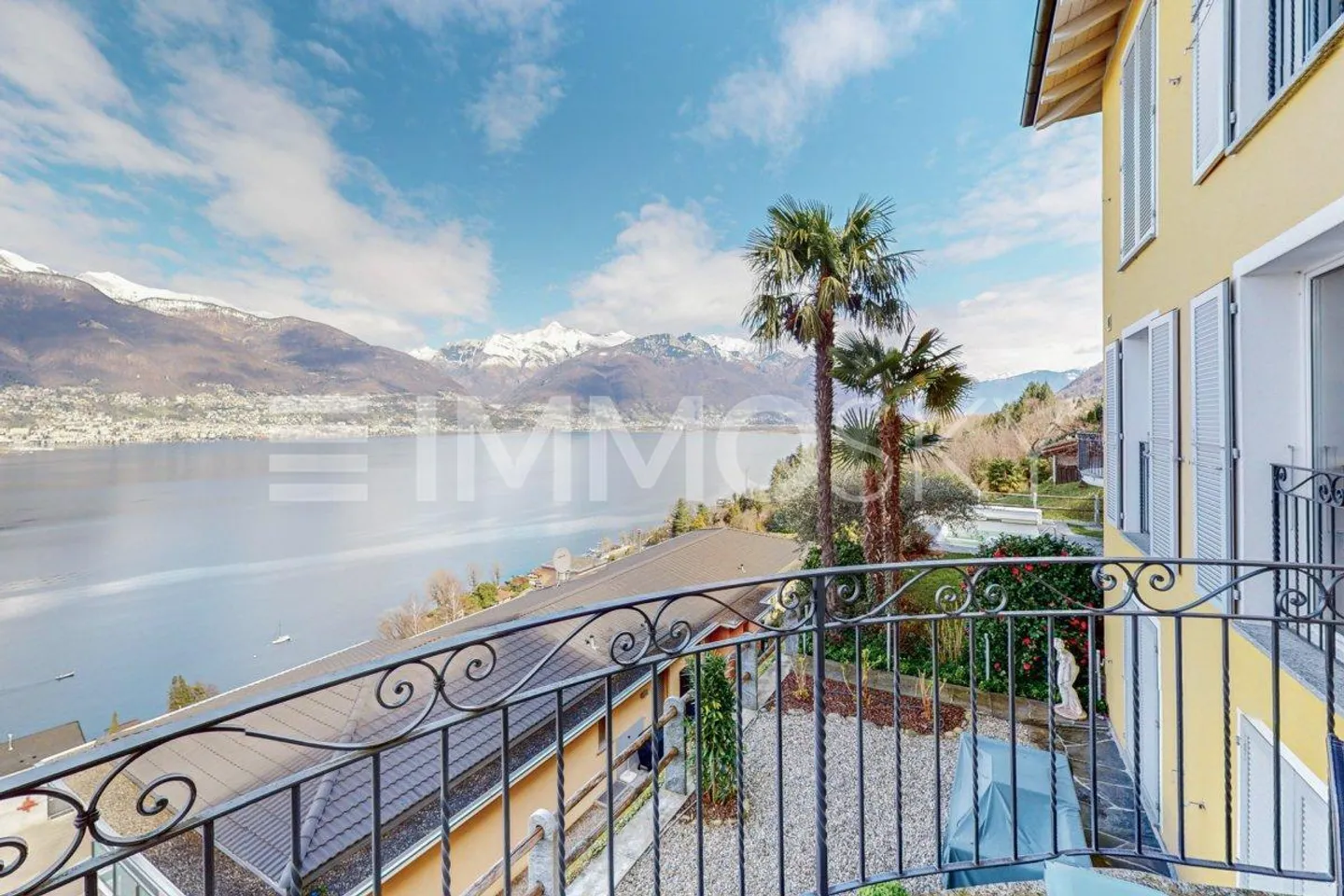 Stunning Duplex Attic with Lake View - Photo 2 of 5