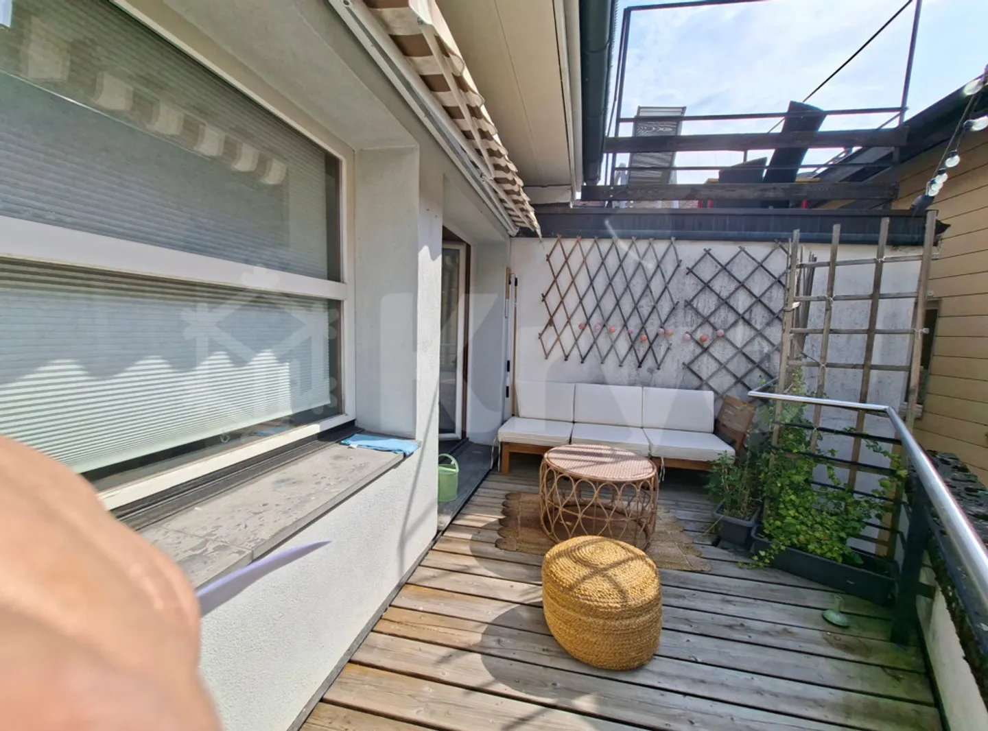 MAGNIFIKANTE 4.5 ZIMMER WOHNUNG MIT GROSSER BALKON - Foto 8 von 8