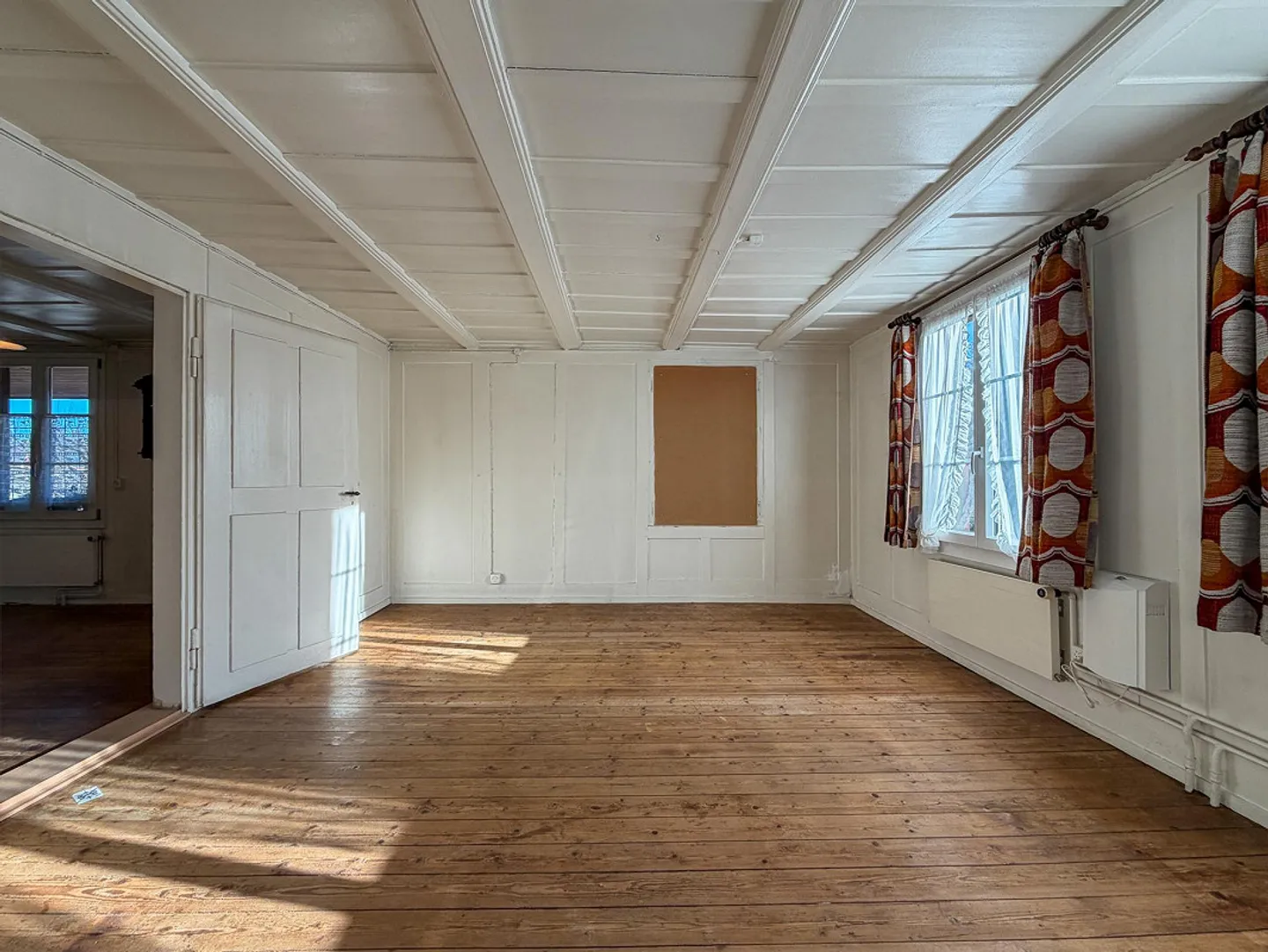 Two-family house on large property - Photo 15 of 30