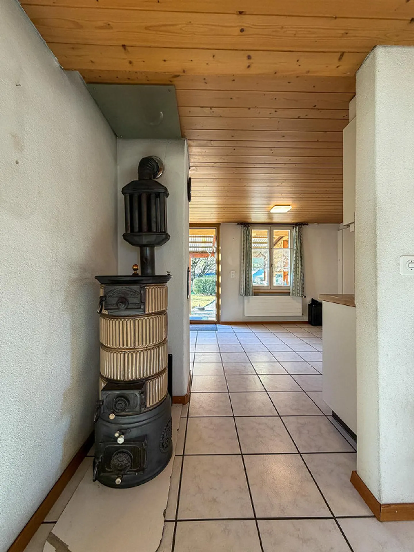 Two-family house on large property - Photo 20 of 30